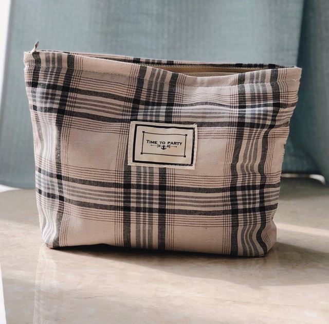 Korean Cosmetic Bag Plaid Beauty Pouch Necesserie Makeup Clutch Cosmetic Organizer Women Large Travel Cosmetic Bag Beauty