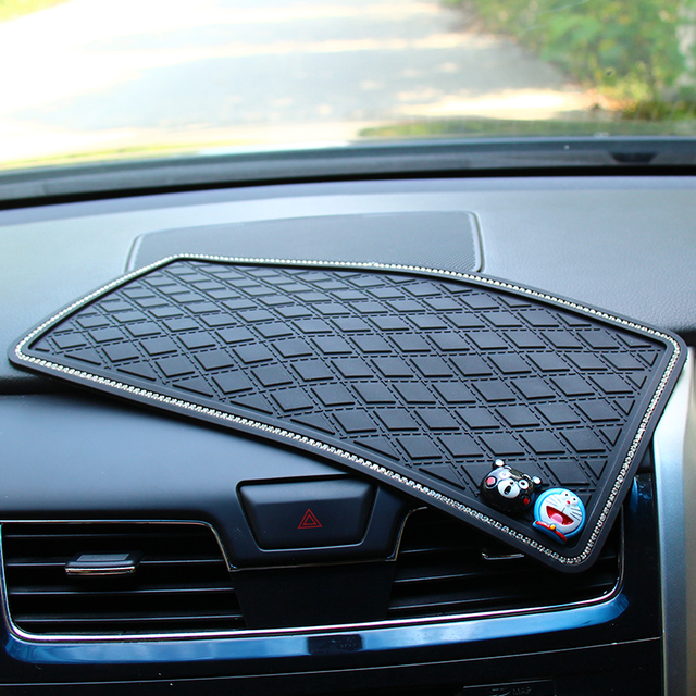 Car anti-slip mat, center console mat, silicone mat, sunglasses, mobile phone storage mat, auto parts, car decoration mat