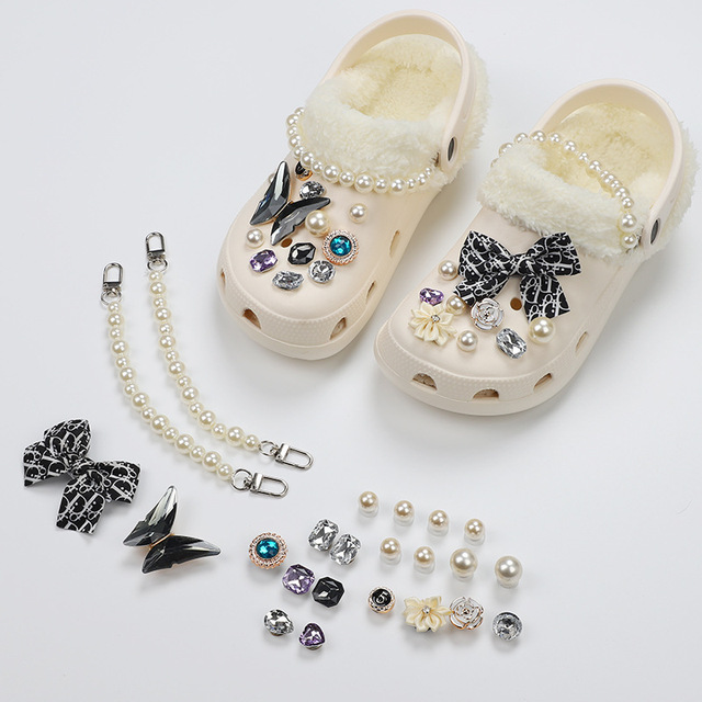 1 Set JIBZ Crocs Charms Designer Luxury Croc Charms for Girls Flower Shoes Rhinestone Accessories Anime Crocs Decoration New