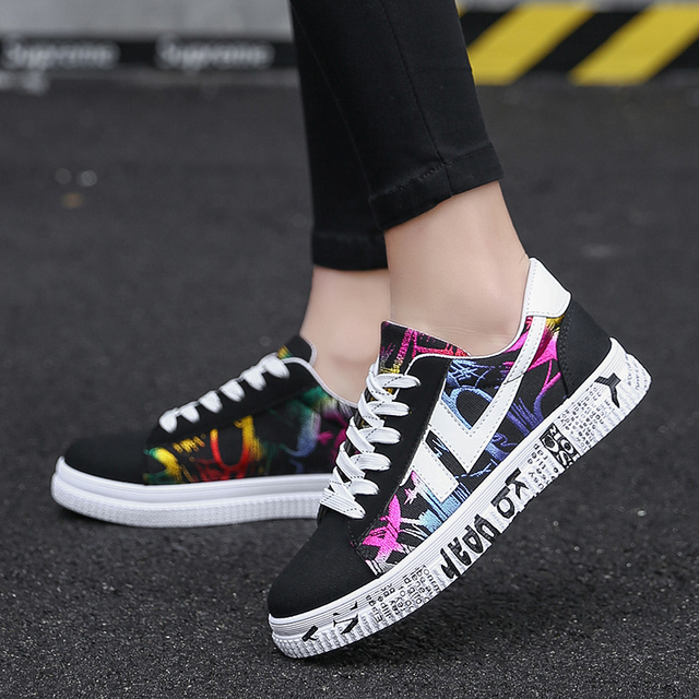 Women Sneakers Vulcanized Shoes Summer 2022 Trendy Flat Shoes Plus Size Fashion Color Matching Couple Shoes Zapatillas Mujer