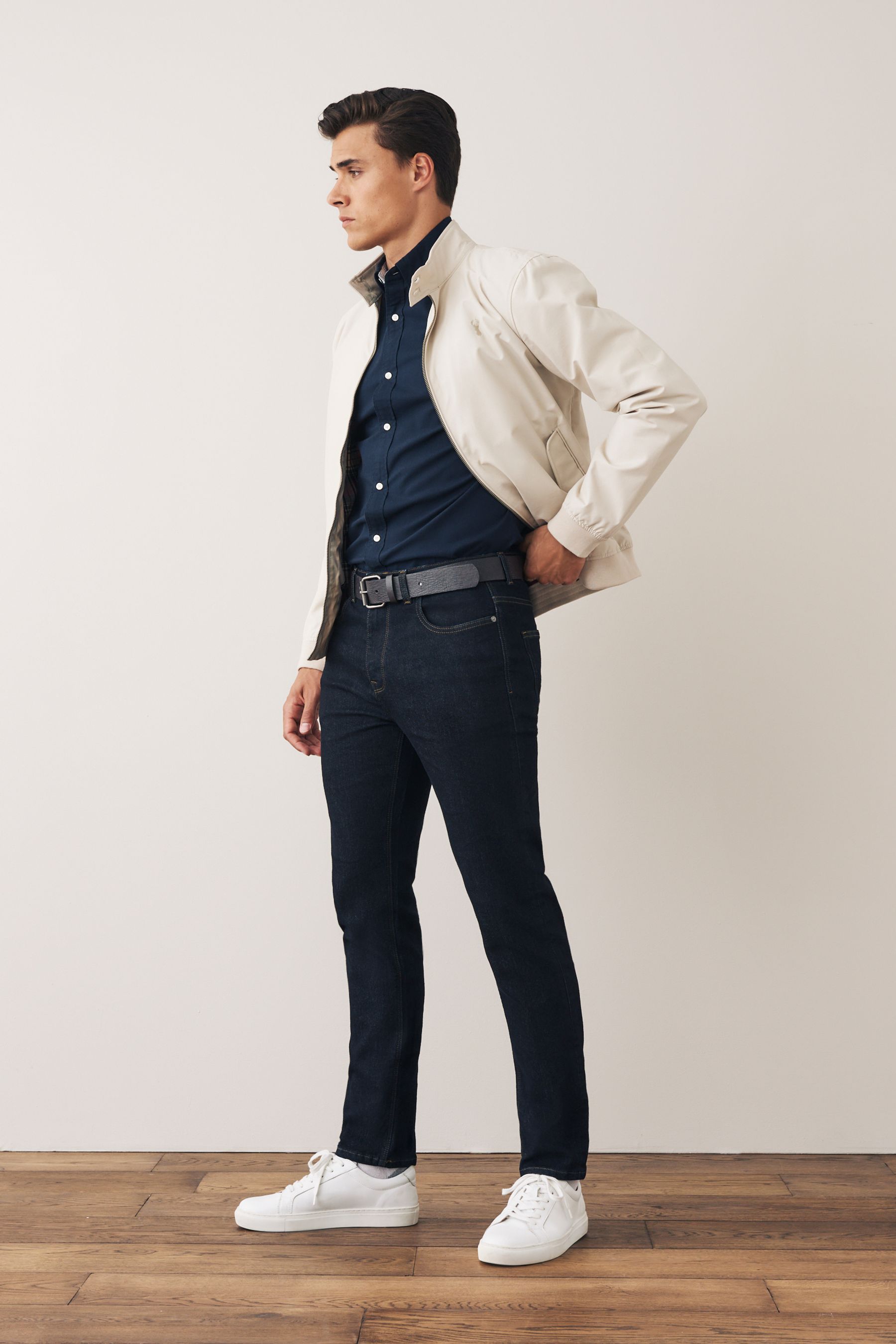 Belted Jeans Slim Fit