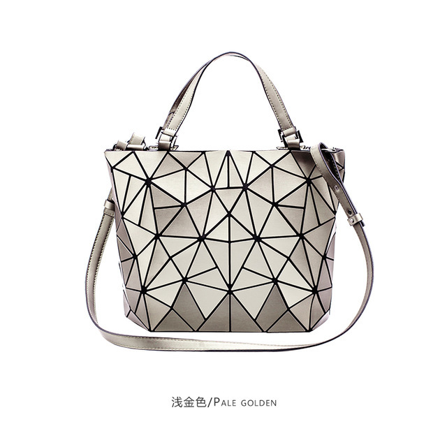 3D Geometric Women Handbag Luminous Large Reflective Bao Bag Women Padded Shoulder Strap 2020