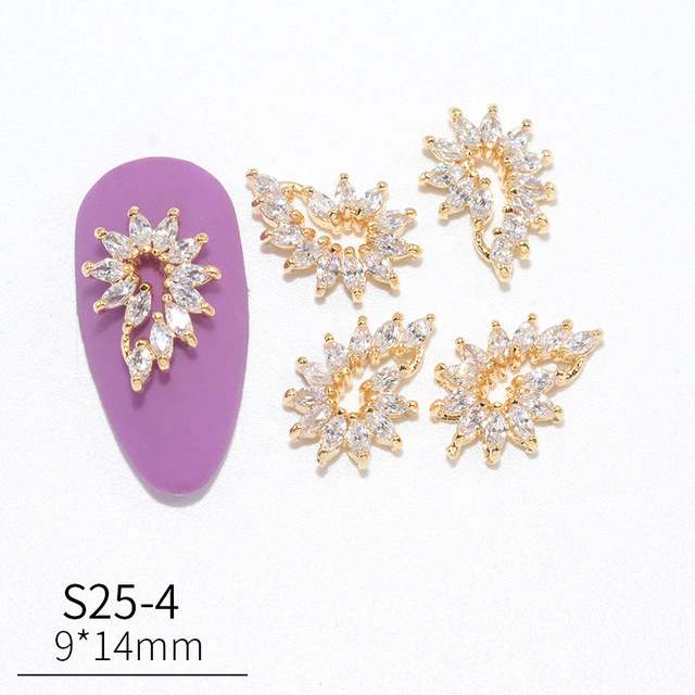 Nail Art Jewelry Diamond Jewelry New Beating Heart Bowknot Lace Pearl Chain Super Flash Zircon Nail Accessories