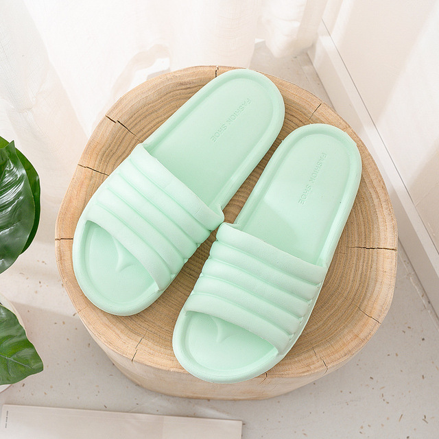 2022 Massage Slippers Women Sandals Men Unisex Indoor Non-slip Solid Soft Bottom Couple Flip Flops Home Bathroom Shoes