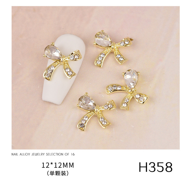 3pcs new nail art butterfly combined with gold jewelry hollow metal love rhinestone super flash butterfly nail decoration drill