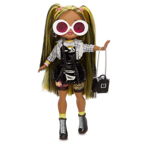 lol surprise! Fashion doll from OMG with 20 surprises