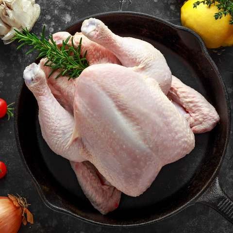 Fresh whole chicken 900 gm