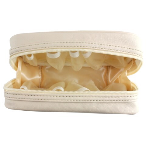 Aroma Tierra - Cosmetic And Essential Oil Bag - Floral White