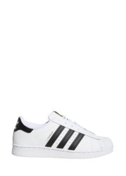 حذاء رياضي Superstar Junior من adidas Originals