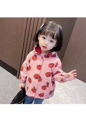 Spring Windbreaker Baby Girl Strawberry Dot Hooded Trench Coat Children Clothes Kids Jacket For Girls Outerwear JYF