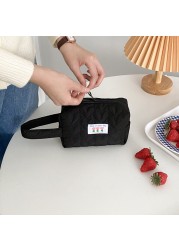 Portable Women Cosmetic Bag Wrist Pencil Case Cotton Fabric Makeup Bag Comestics Organizer Storage Bag Travel Makeup Bag Pouch