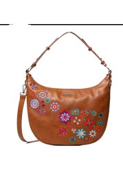 2020 Spain Brand Hot Style Ladies Embroidered Shoulder Bag Ladies Luxury Brand Carry Bags Crossbody Bag For Fashion Women Sold