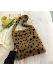 Retro Leopard Print Bags for Women 2021 Soft Plush Female Shoulder Bags Large Capacity Travel Backpack Winter Warm Fluffy Handbags