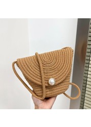 Fashion pearl ladies straw bag 2022 summer new hand-woven straw shoulder bag bohemian beach messenger flap small bucket bag