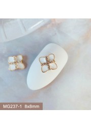 10pcs/lot 3D Luxury Moon Crane Zircon Crystals Rhinestones Pearl Nail Art Jewelry Nail Decorations Accessories Charms Supplies