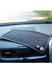 Car anti-slip mat, center console mat, silicone mat, sunglasses, mobile phone storage mat, auto parts, car decoration mat