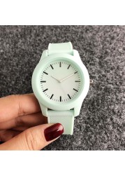 Brand Wrist Watches Fashion Men Women Ladies Girl Couples Crocodile Pattern Quartz Casual Silicone Band Watch LA07