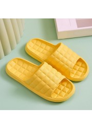 Female Home Slippers Summer Women Thick Platform Slides Women's Sandals Flip Flops Beach Sandal Mule Anti-slip Slippers for Men