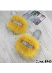 Jelly Slippers Transparent Crystal Flat Slippers Furry Slides for Women Fluffy Slippers Fur Sandals Flip Flop Ladies Summer 2022