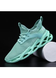 Men's Sneakers Hollow Mesh Sneakers Male Outdoor Breathable Shoes Walking Shoes Comfortable Sneakers Running Shoes