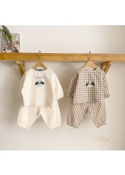 2022 New Baby Cotton Linen Clothes Set Plaid Cartoon Casual Tops Pants 2pcs Baby Set Cute Boy Girls Comfortable Infant Outfits