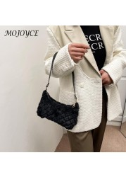 Vintage Shoulder Bag Women Plush Faux Fur Warm Diamond Lattice Underarm Clutch Bag Purse Handbag for Shopping Travel
