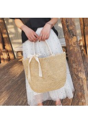 Women's handmade woven straw bag shoulder bag with bow large capacity rattan handle bag female summer beach casual handbag