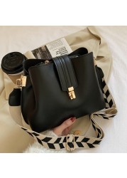 Simple small pu leather bucket crossbody bags for women 2022 new designer lady fashion luxury branded shoulder bag purses