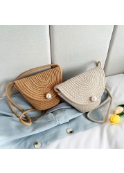 Fashion pearl ladies straw bag 2022 summer new hand-woven straw shoulder bag bohemian beach messenger flap small bucket bag