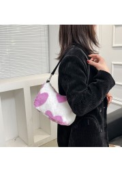 2021 Winter Love Heart Print Underarm Handbags Women Soft Plush Leopard Zebra Small Shoulder Bags Female Warm Fluffy Tote Bags