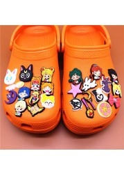 Mix 25pcs/lot Sailor Moon Shoes Buckle Accessories Plastic Tsukino Usagi Shoe Ornament Decoration Clip Fit Croc Jibz Party Kids Gifts