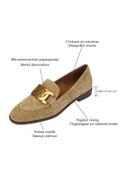 Women Shoes Genuine Leather Flats Loafers Round Toe Sheep Suede Metal Decor Slip On Shoes Ladies Comfortable Casual Shoes 2021 New