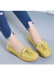 2022 women leather shoes flats women's shoes slip on loafers mother moccasins shoes female casual shoes boat shoes size 35-44