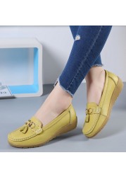 New Genuine Leather Shoes Woman Slip On Women's Flats Moccasins Female Loafers Spring Autumn Soft Mother Shoe Plus Size 34-44