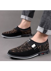 Men Faux Leather Shoess Lace Up Trend Comfortable Men's Outdoor Shoes British Fashion Men Low Top Sneakers Moccasins Flat Men