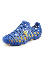 Ytween Men Sandals Summer Casual Unisex Hollow Jelly Breathable Shoes Men Women Beach Tourism Sandals Plus Size