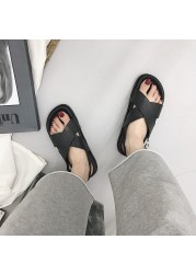 Women's sandals wild slippers thick bottom cross casual sandals wild college wind non-slip summer beach sandals women