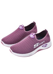 Flying knit shoes for women 2021 spring new casual student breathable sports anti-slip sweat-absorbent slip on cloth shoes