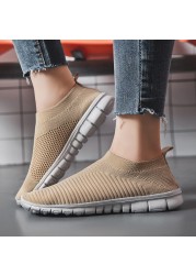 2022 new men's shoes; Comfortable and breathable mesh socks fashion big size shoes 47 ultra-light casual sneakers for men