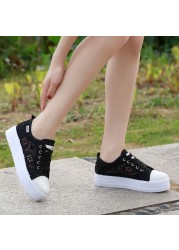 2022 spring and summer new thick-soled canvas shoes women's breathable mesh hollow boots all-match mesh shoes women