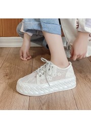 Lace platform sneakers black white shoes women lace-up casual flat shoes fashion breathable high quality women vulcanized shoes