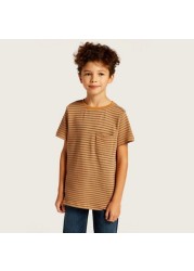 Striped Crew Neck T-shirt with Short Sleeves and Chest Pocket