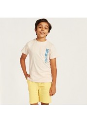 Juniors Graphic Print T-shirt with Short Sleeves