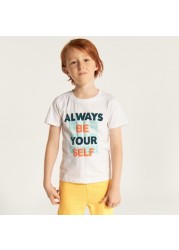 Juniors Graphic Print T-shirt with Short Sleeves