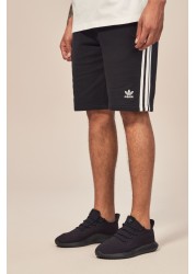 شورت 3 أشرطة من Adidas Originals