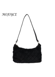 Vintage Shoulder Bag Women Plush Faux Fur Warm Diamond Lattice Underarm Clutch Bag Purse Handbag for Shopping Travel