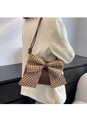 Women Bag PU Leather Big Bow Design Crossbody Shoulder Bag Lady Fashion Zipper Trend Exquisite Small Retro Tote Handbags