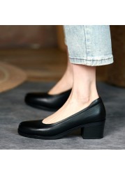 Med Square High Heels Women 2022 New Real Cow Leather Spring Round Toe Girl Black Work Pumps Shoes For Woman A0005