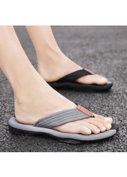 Mens Shoes Soft Massage Slippers Men Outdoor Beach Flip Flops Summer Tongs Casual Mens Shoes Comfortable Home Chanclas