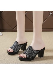 Diamond Rhinestone Genuine Leather Summer Shoes Fashion Mother Outdoor Sandals Women Plus Size 40-42 Cool Slippers